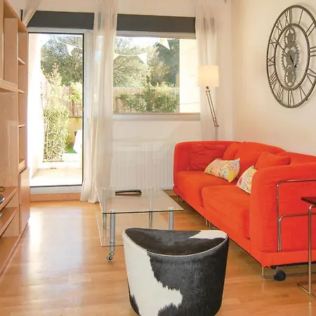 2 Bedroom Cozy In Llanes